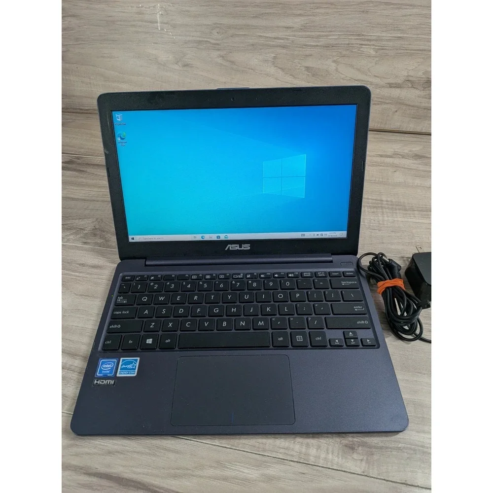 ASUS E203M Laptop | Intel Celeron N4000 | 4GB RAM | 30GB Hard Drive |